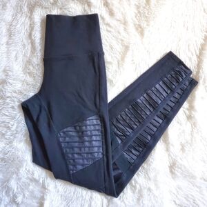 Full-length high waisted Alo Yoga Moto Leggings - Black, Small